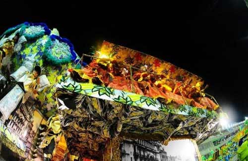 ब्राजील में कार्निवाल का खुमार...। सितारों की मस्ती