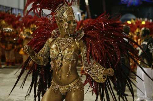 ब्राजील में कार्निवाल का खुमार...। सितारों की मस्ती