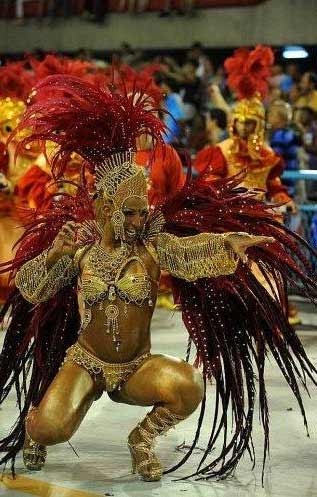 ब्राजील में कार्निवाल का खुमार...। सितारों की मस्ती