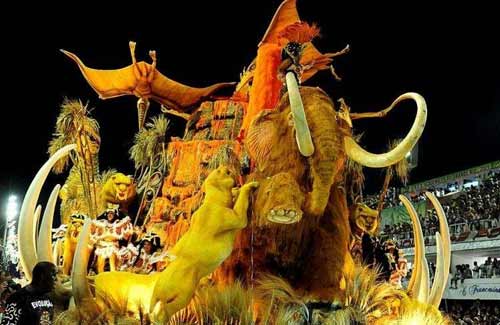 ब्राजील में कार्निवाल का खुमार...। सितारों की मस्ती