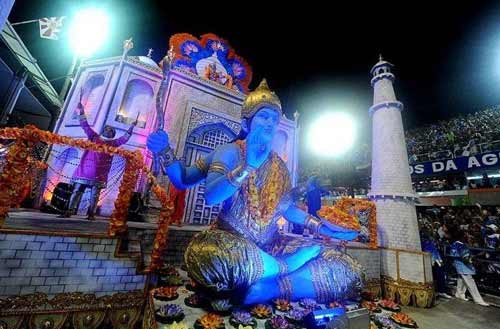 ब्राजील में कार्निवाल का खुमार...। सितारों की मस्ती