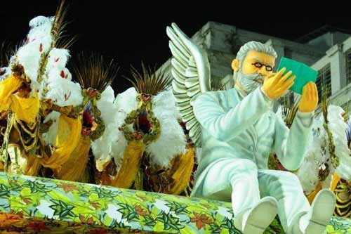 ब्राजील में कार्निवाल का खुमार...। सितारों की मस्ती