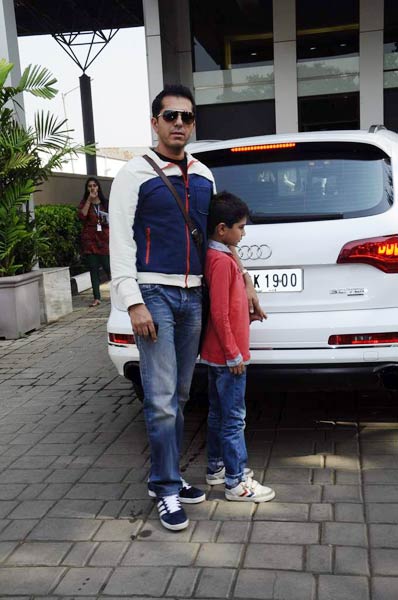 सितारों ने उठाया भारत-पाक मैच का लुत्‍फ । रोमांचक जीत