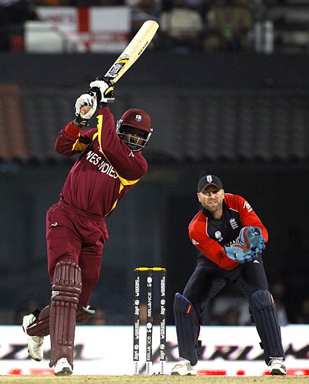 रोमांचक मैच में इंग्लैंड ने वेस्टइंडीज को हराया