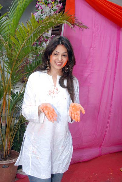 होली की मस्‍ती में डूबे कलाकार | होली के रंग में रंगा देश