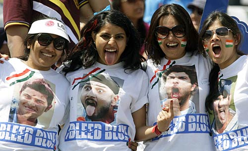 सितारों ने उठाया भारत-पाक मैच का लुत्‍फ । रोमांचक जीत