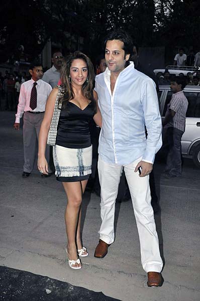 बॉलीवुड सितारों ने बिखेरी चमक । हसीनाओं का जलवा