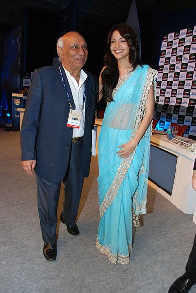 'फिक्की फ्रेम्स' समारोह में सितारे | फिल्मफेयर की रंगीनियां