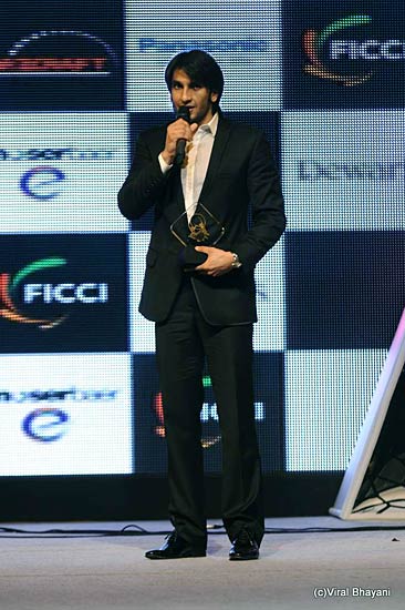 'फिक्की फ्रेम्स' समारोह में सितारे | फिल्मफेयर की रंगीनियां