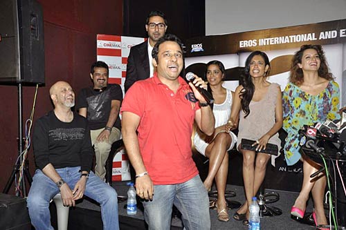 'गेम' के म्‍यूजिक लांच पर थिरकते सितारे | कंगना की अदा