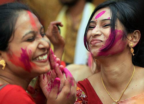 होली के रंग में रंगा देश... | एक्‍सक्‍लूसिव: ऑपरेशन गुलाल