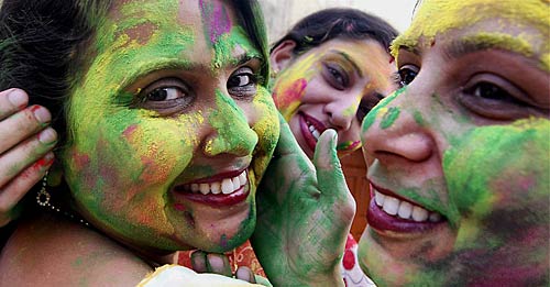 होली के रंग में रंगा देश... | एक्‍सक्‍लूसिव: ऑपरेशन गुलाल