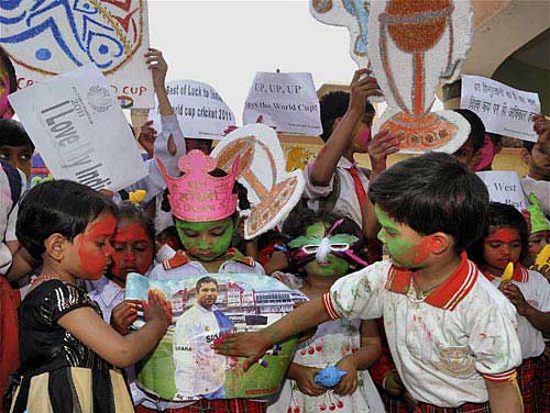 होली के रंग में रंगा देश... | एक्‍सक्‍लूसिव: ऑपरेशन गुलाल