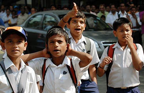 सितारों ने उठाया भारत-पाक मैच का लुत्‍फ । रोमांचक जीत