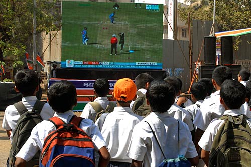 सितारों ने उठाया भारत-पाक मैच का लुत्‍फ । रोमांचक जीत