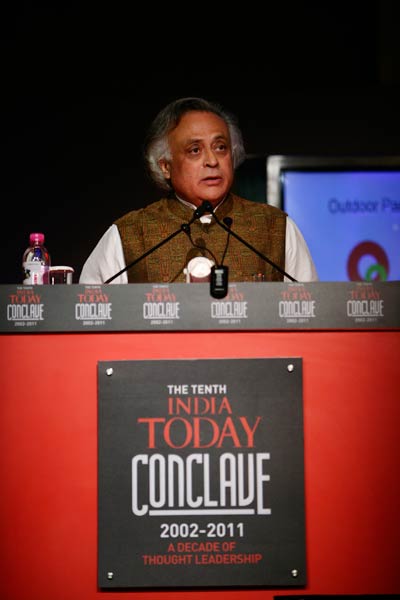 आपात स्थितियों से निपटने की तैयारियों की जरूरतः रमेश