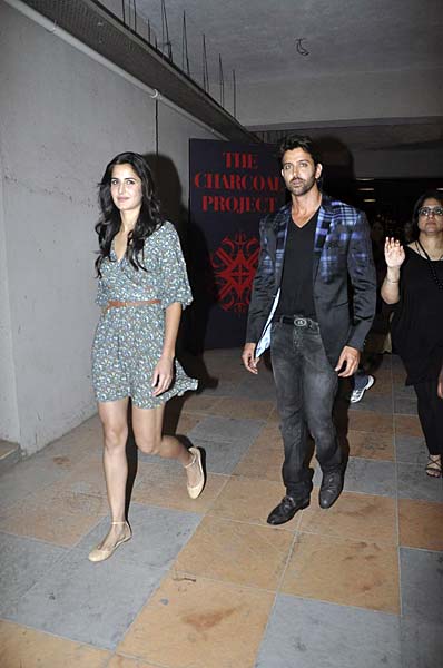 बॉलीवुड सितारों ने बिखेरी चमक । हसीनाओं का जलवा