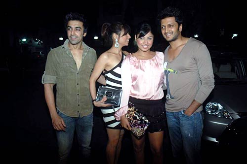 कंगना की बर्थडे पार्टी में उमड़े सितारे | कंगना की अदा