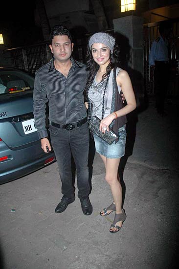 कंगना की बर्थडे पार्टी में उमड़े सितारे | कंगना की अदा