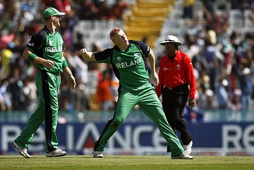 आयरलैंड को वेस्‍टइंडीज ने हराया
