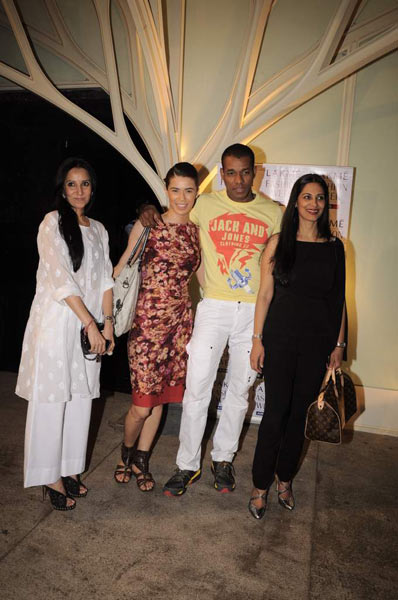 अनामिका के फैशन शो में सोनम कपूर | एचडीआईएल फैशन वीक