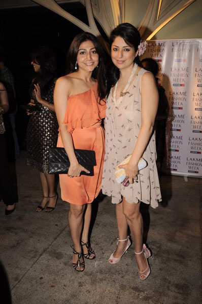 अनामिका के फैशन शो में सोनम कपूर | एचडीआईएल फैशन वीक