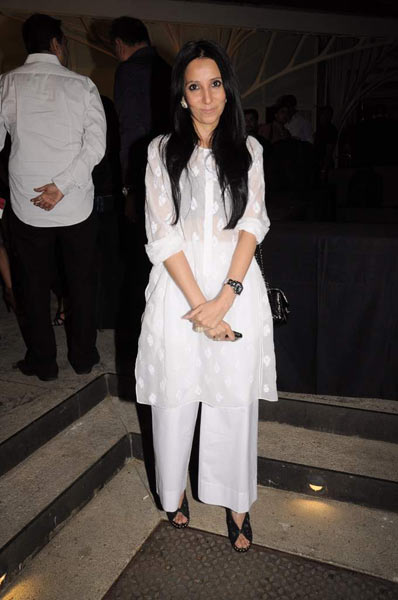 अनामिका के फैशन शो में सोनम कपूर | एचडीआईएल फैशन वीक