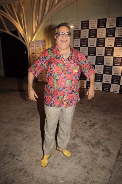 अनामिका के फैशन शो में सोनम कपूर | एचडीआईएल फैशन वीक