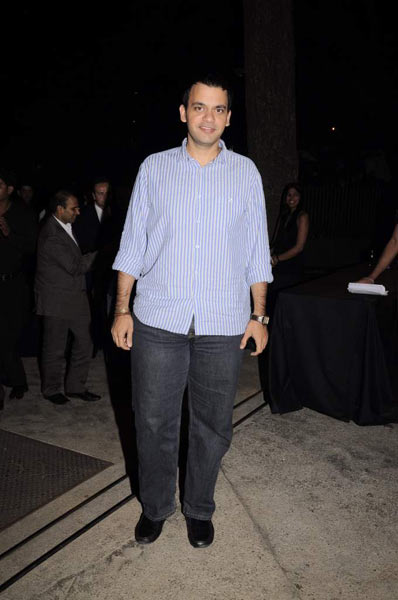 अनामिका के फैशन शो में सोनम कपूर | एचडीआईएल फैशन वीक