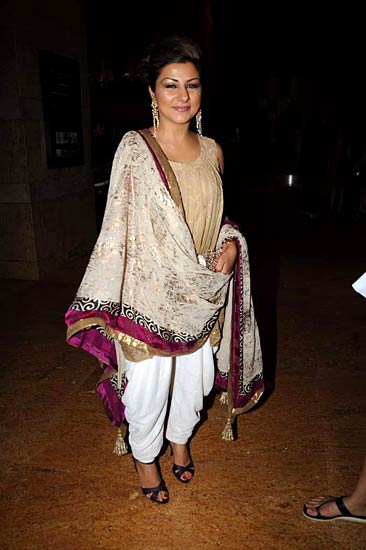 लैक्‍मे फैशन वीक में सितारे | ग्लैमर का तड़का