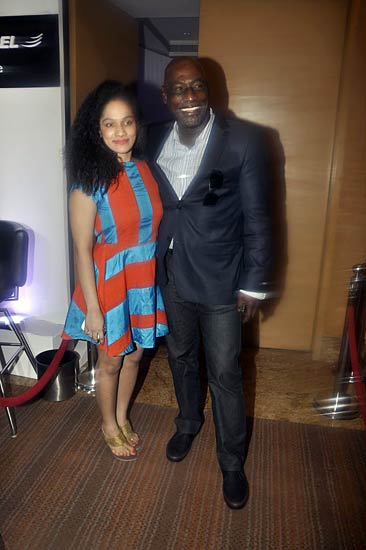 लैक्‍मे फैशन वीक में सितारे | ग्लैमर का तड़का