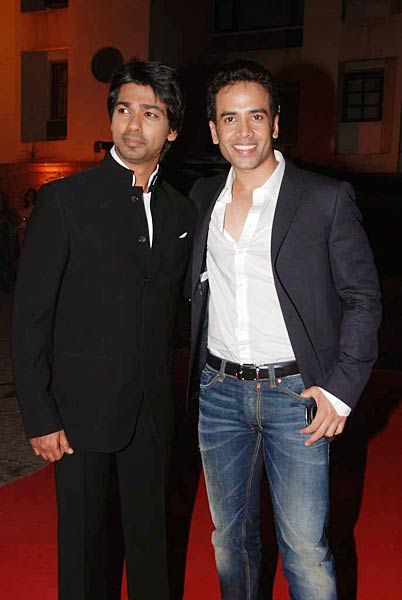 निखिल द्विवेदी की वेडिंग रिसेपशन में सितारे