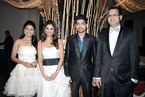 राहुल,डिम्पी ने मनाई शादी की पहली सालगिरह