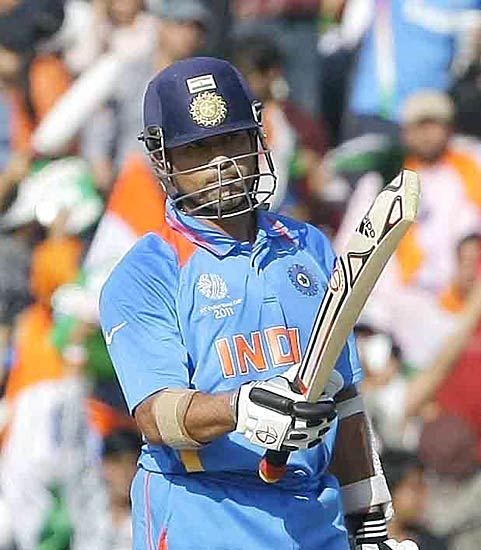 भारत-पाक के बीच हुए महामुकाबले की तस्‍वीरें । अपडेट