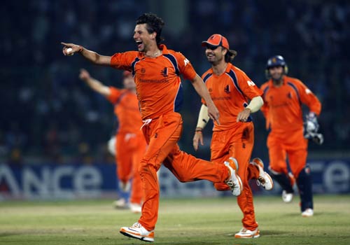 युवी का हरफनमौला प्रदर्शन, भारत क्‍वार्टर फाइनल में पहुंचा