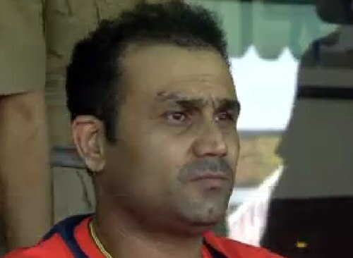 भारत-पाक के बीच हुए महामुकाबले की तस्‍वीरें । अपडेट