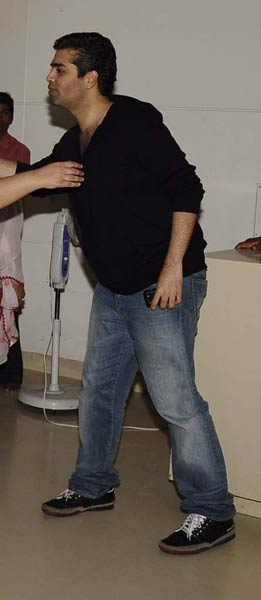 भारत की जीत के रंग में बॉलीवुड । भारत की रोमांचक जीत