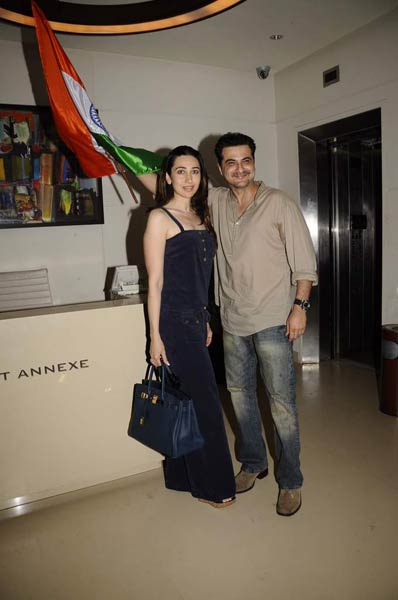 भारत की जीत के रंग में बॉलीवुड । भारत की रोमांचक जीत