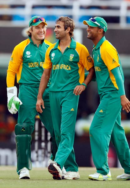 जानें क्रिकेट में अब तक का हाल । रंगारंग आगाज