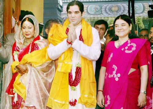 वरुण ने की यामिनी संग शादी । एक अधूरी यात्रा