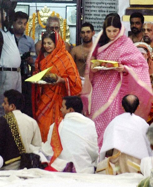 वरुण ने की यामिनी संग शादी । एक अधूरी यात्रा