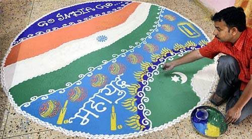 महामुकाबले की मैदान से बाहर की तैयारी । क्रिकेट का बुखार