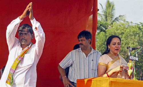 28 अप्रैल 2011: दिन भर की बड़ी खबरों से जुड़ी तस्‍वीरें