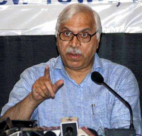 28 अप्रैल 2011: दिन भर की बड़ी खबरों से जुड़ी तस्‍वीरें