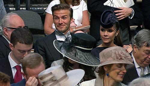 देखें कैसे हुई केट-विलियम की शादी । फोटो: प्रेम कहानी