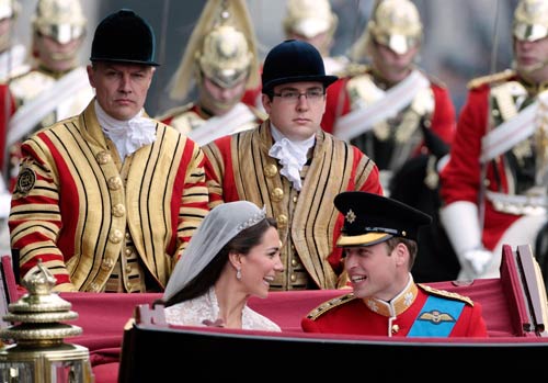 देखें कैसे हुई केट-विलियम की शादी । फोटो: प्रेम कहानी