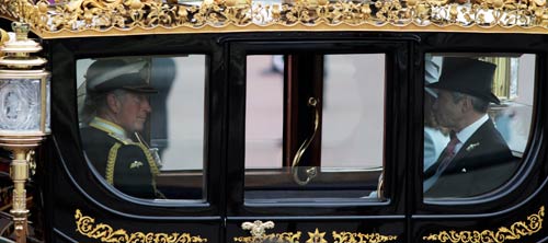 देखें कैसे हुई केट-विलियम की शादी । फोटो: प्रेम कहानी