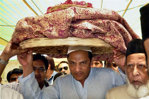 29 अप्रैल 2011, तस्‍वीरों में दिन भर की बड़ी खबरें