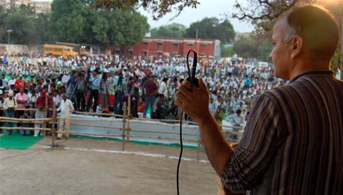 29 अप्रैल 2011, तस्‍वीरों में दिन भर की बड़ी खबरें