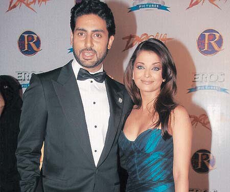 सालगिरह पर साथ रहे ऐश-अभि...| ऐश की 'गुजारिश'